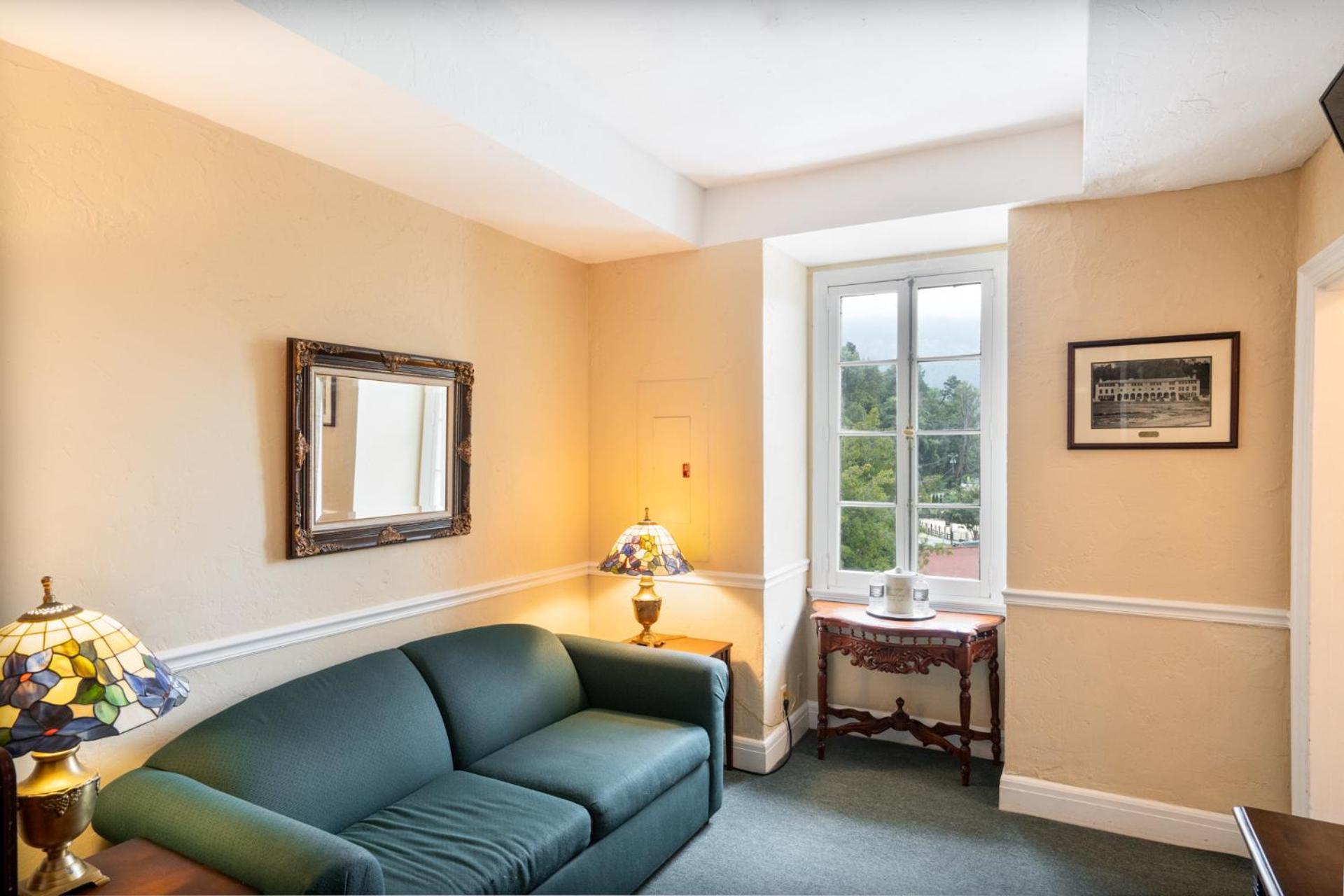 Lake Lure Inn And Spa Exterior foto
